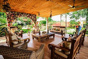 Hotel Rancho Guacamayos