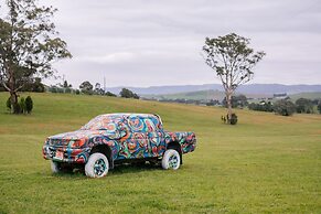 Outlook Hill Vineyard Cottages