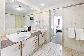 Holiday Holiday Sun City Apartments