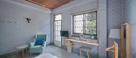 Civil Life Guesthouse Tainan