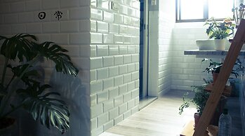 Civil Life Guesthouse Tainan