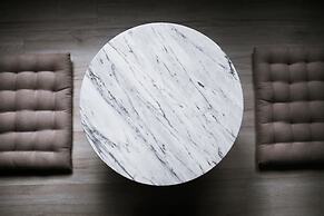 Civil Life Guesthouse Tainan