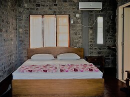 Lei Thar Gone Guest House