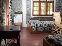 Lei Thar Gone Guest House