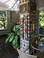 Lei Thar Gone Guest House