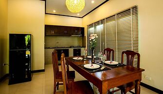 Nai Harn Grand Villa