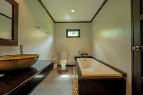 Nai Harn Grand Villa