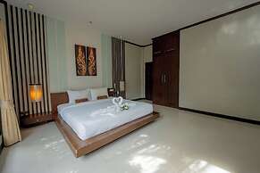 Nai Harn Grand Villa