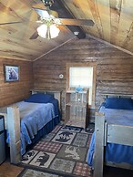 Alaska log cabins on the pond B & B