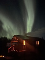 Alaska log cabins on the pond B & B