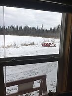Alaska log cabins on the pond B & B