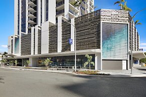Qube Broadbeach
