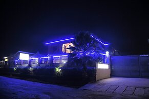 Victoria Blue Hotels & Apartments