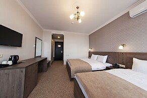 Old Garden Hotel