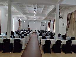 Garden Courts Hotel Masaka