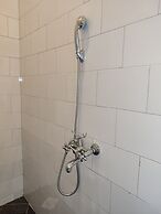 Garden Courts Hotel Masaka