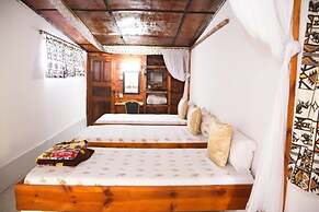 Pamoja Expeditions Lodge