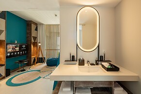 Hard Rock Hotel Maldives