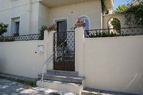 Alexandra Apartments