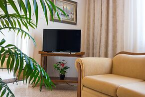 Alexandra Apartments