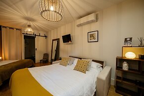 Appart Hotel Eugenie