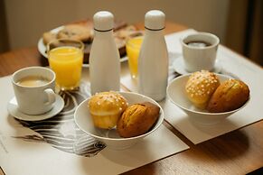 Appart Hotel Eugenie