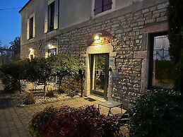 Appart Hotel Eugenie