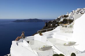 Gitsa Cliff Luxury Villa