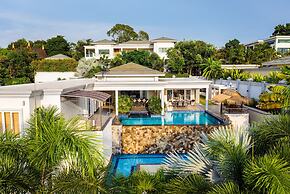 Stunning Luxury Golf and Pool Villas