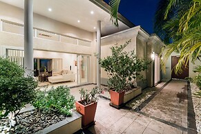 Stunning Luxury Golf and Pool Villas