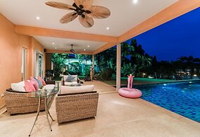 Stunning Luxury Golf and Pool Villas