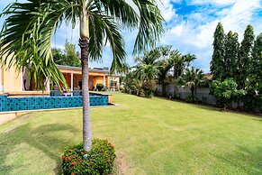 Stunning Luxury Golf and Pool Villas