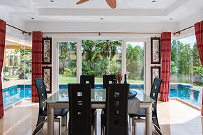 Stunning Luxury Golf and Pool Villas