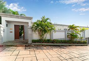 Stunning Luxury Golf and Pool Villas