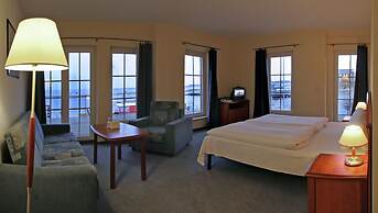 Sur la Mer - Pension & Restaurant