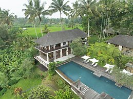Awan Putih Resort