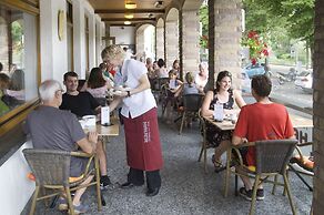 Hotel Hauer