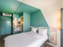B&B HOTEL Freiburg-West