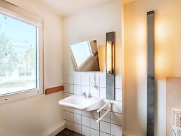 B&B HOTEL Freiburg-West