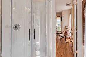 Moonshadow Bed and Breakfast