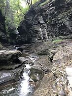 Moonshadow Bed and Breakfast