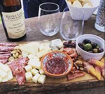 Moonshadow Bed and Breakfast