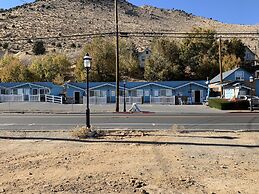 Sugarloaf Mountain Motel