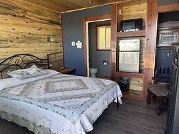 Sugarloaf Mountain Motel