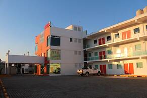 Hotel Los Pinos Express