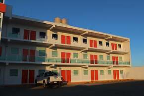 Hotel Los Pinos Express