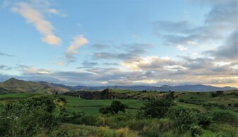 Mountain Oasis Farm Stay