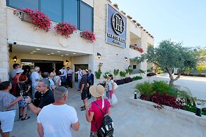 Tantur Hills Hotel - Jerusalem