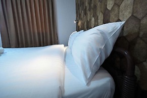 Tim Place - BTS Phra Khanong