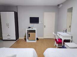 Tim Place - BTS Phra Khanong